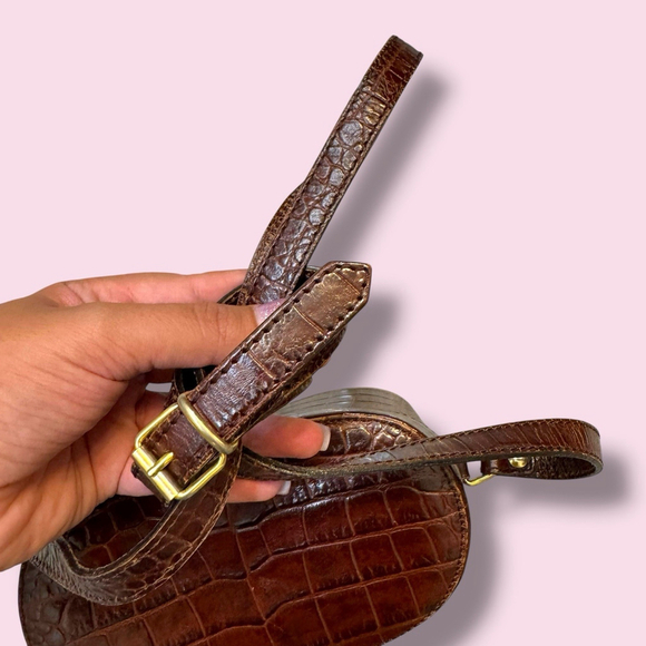 Vintage Gusto Made In Italy Croc Embossed Leather Crossbody Bag 1970s/80s Purse - Picture 4 of 9